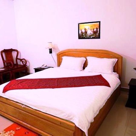 ויינטיאן Douangpraseuth Hotel מראה חיצוני תמונה