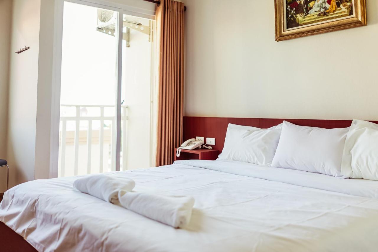 ויינטיאן Douangpraseuth Hotel מראה חיצוני תמונה