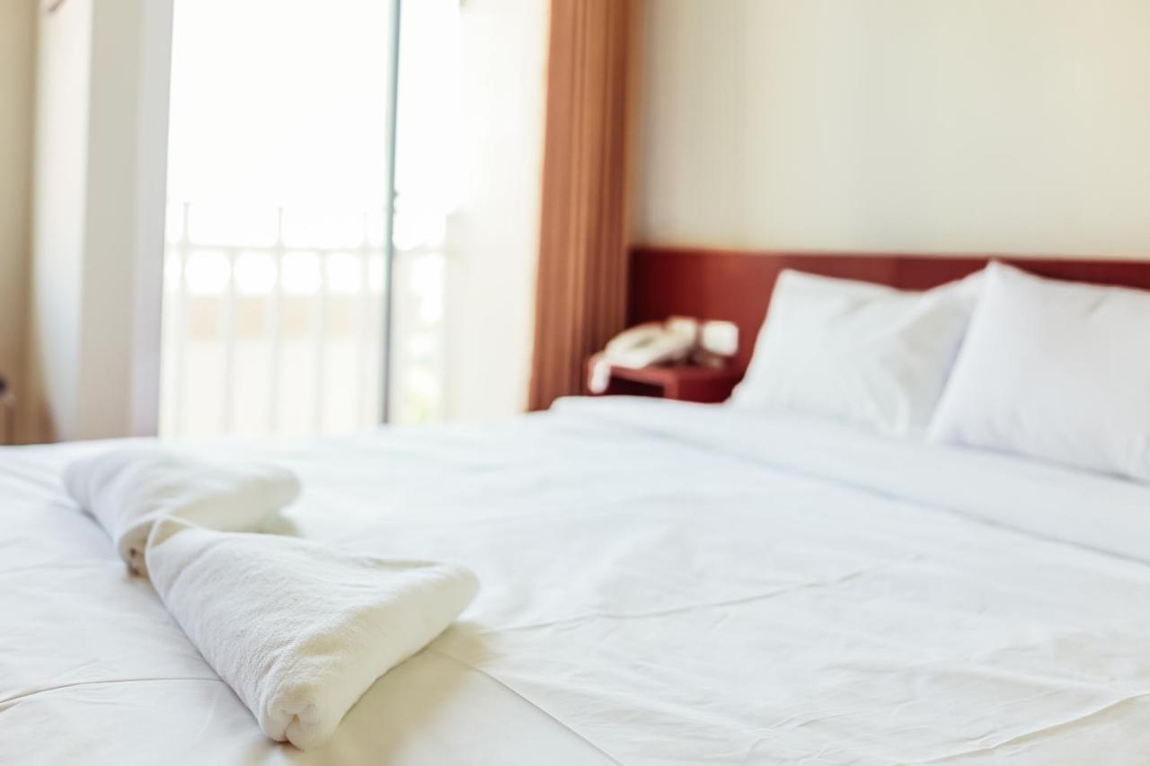ויינטיאן Douangpraseuth Hotel מראה חיצוני תמונה