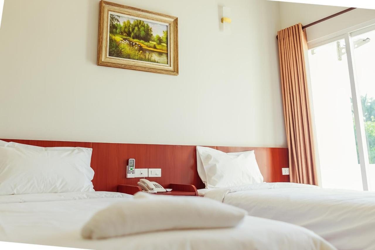 ויינטיאן Douangpraseuth Hotel מראה חיצוני תמונה