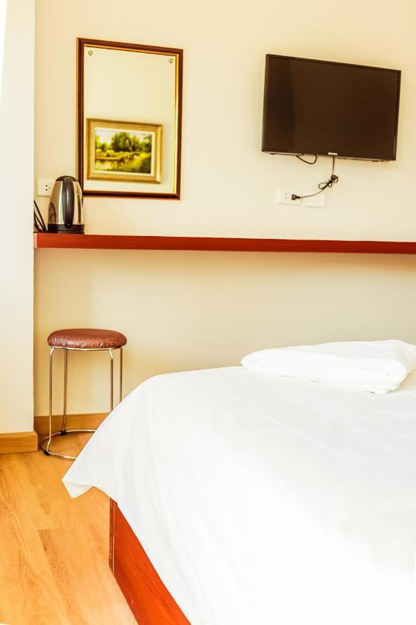 ויינטיאן Douangpraseuth Hotel מראה חיצוני תמונה