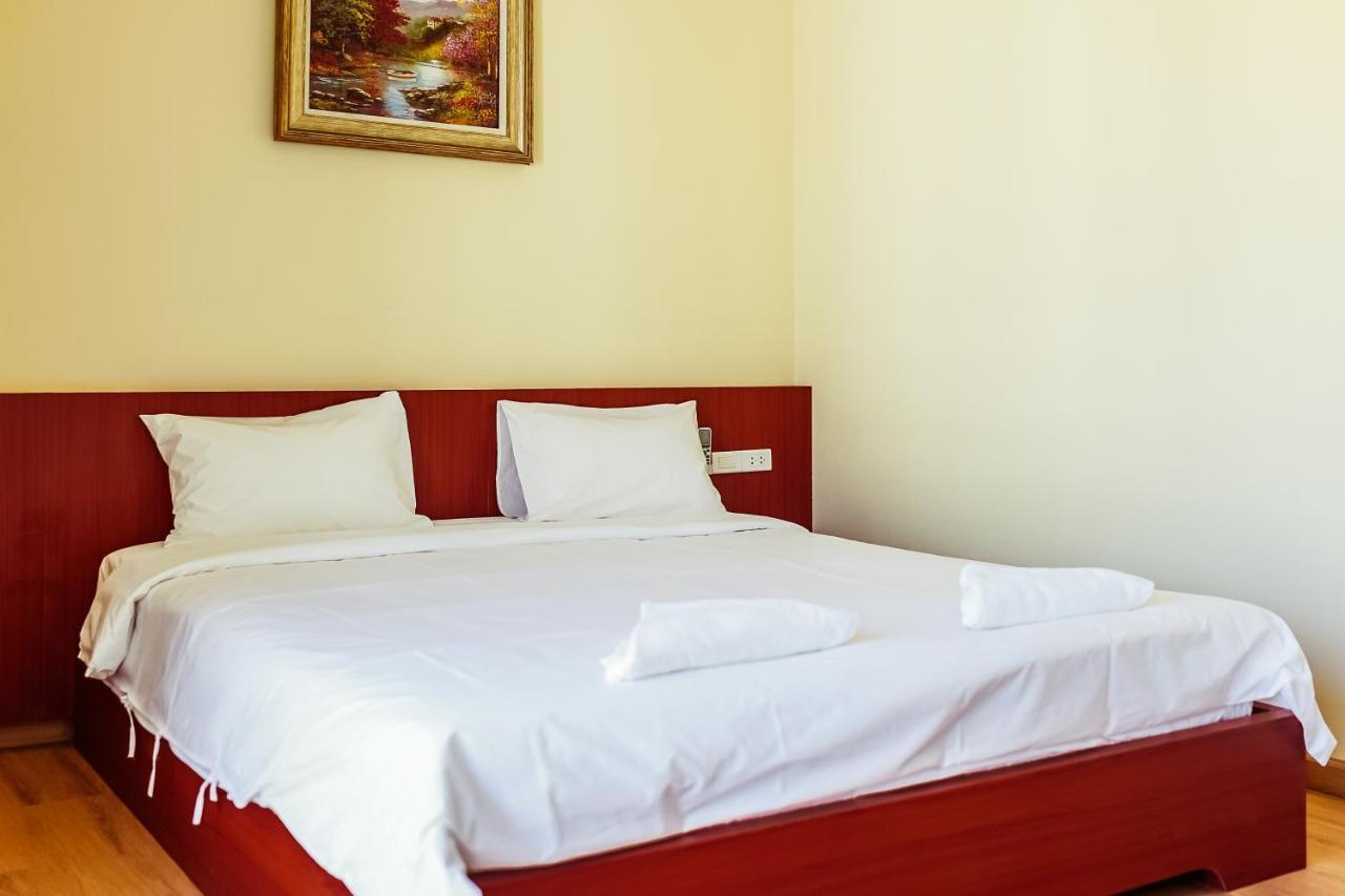 ויינטיאן Douangpraseuth Hotel מראה חיצוני תמונה