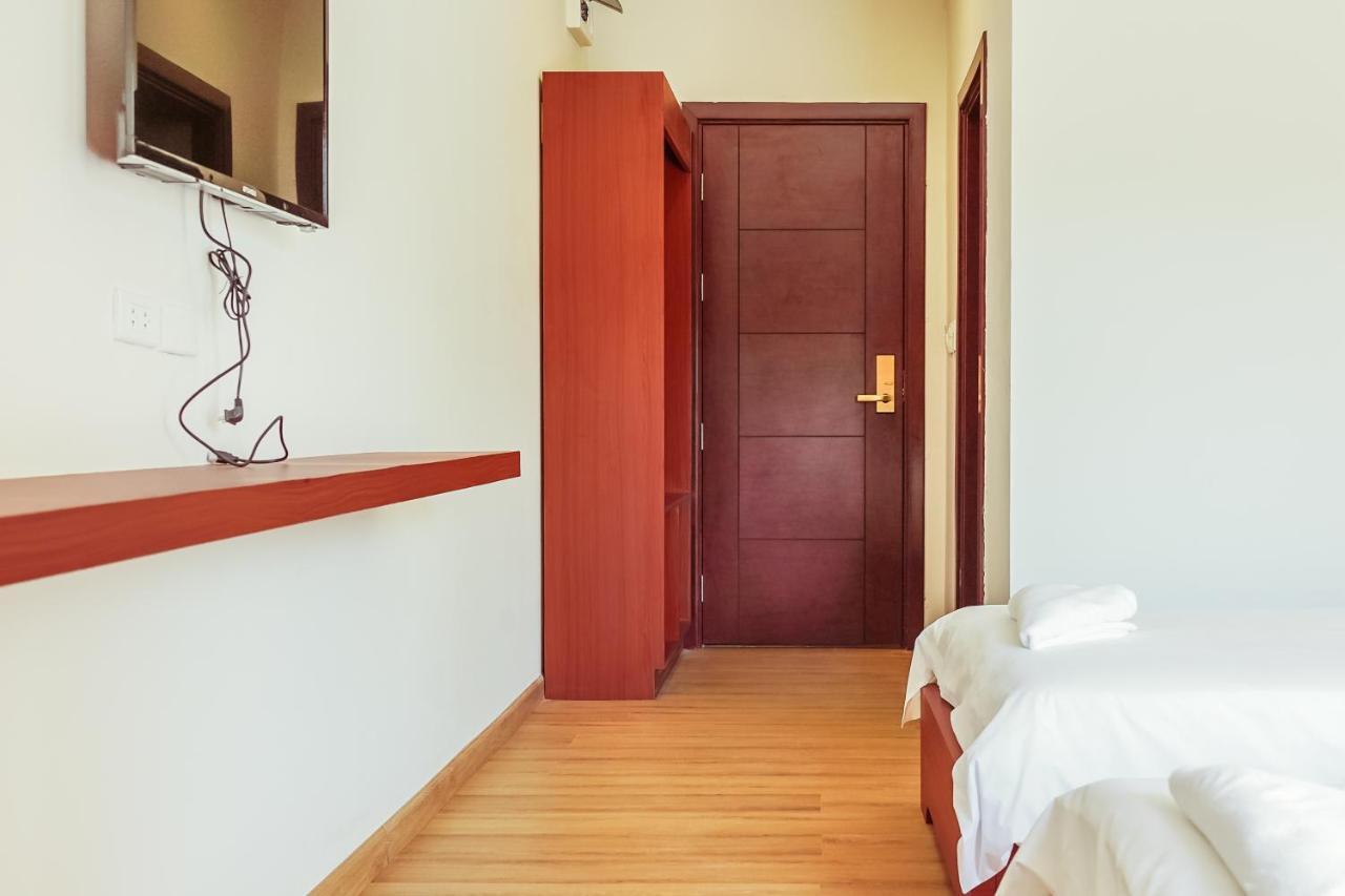 ויינטיאן Douangpraseuth Hotel מראה חיצוני תמונה