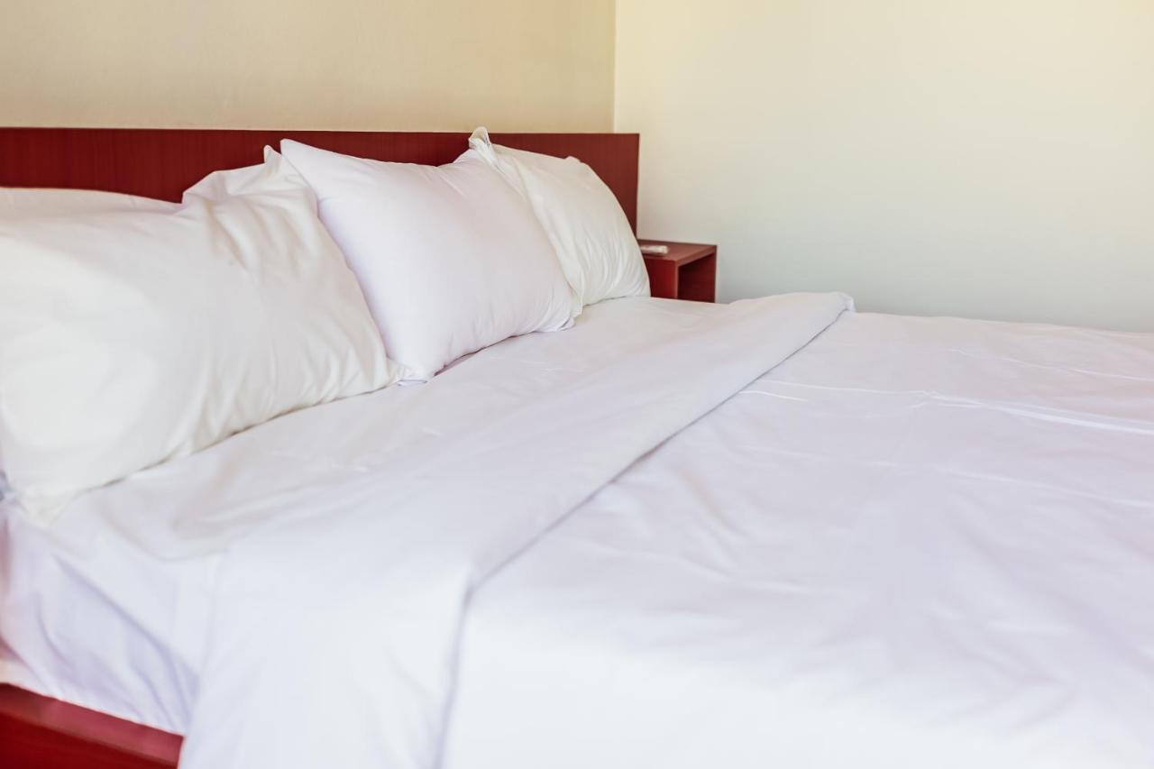 ויינטיאן Douangpraseuth Hotel מראה חיצוני תמונה