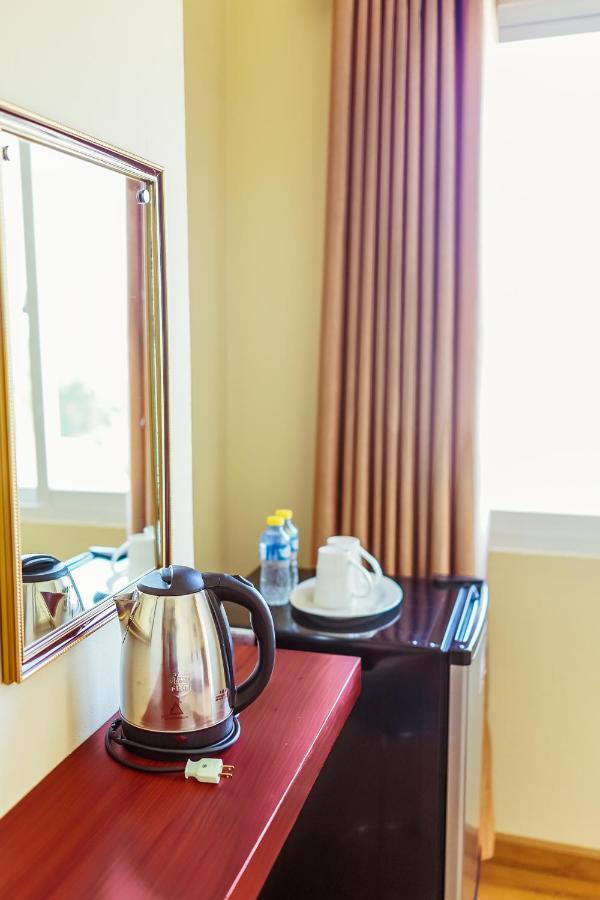 ויינטיאן Douangpraseuth Hotel מראה חיצוני תמונה